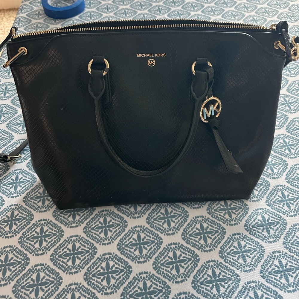 MK black purse